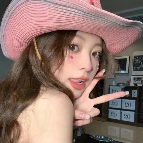 岁岁逢君恰似瑾